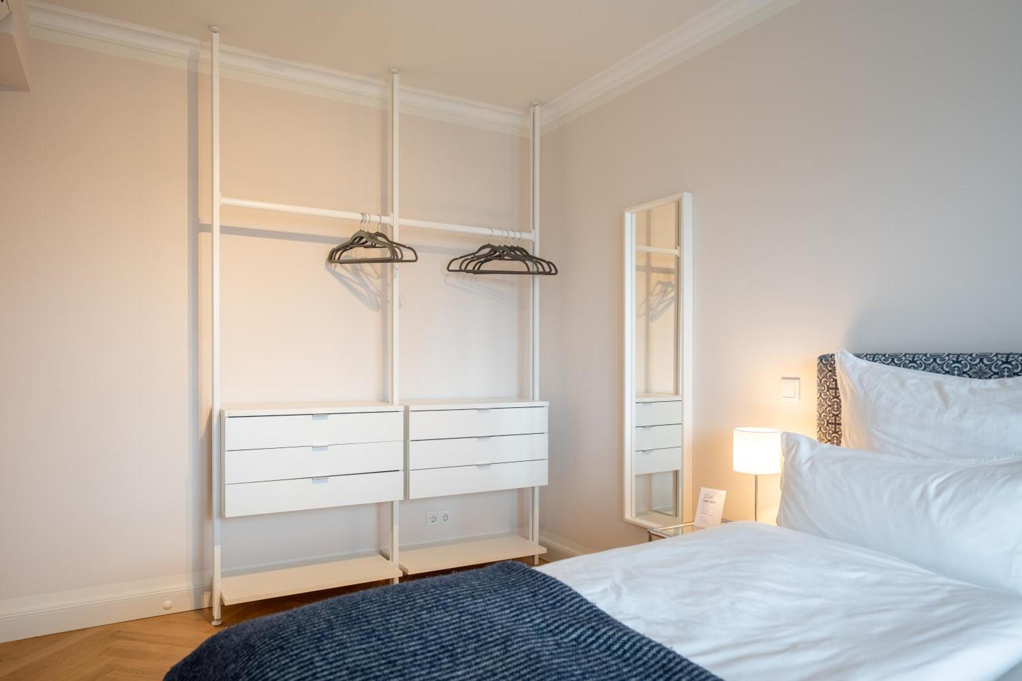 Cls Zentrale City-Wohnung In Hamburg Mit E-Laden Und Tiefgarage, Grosser Balkon, Blick Ueber Hamburg, Parkplatz, Cafe Im Haus, Bushaltestelle Direkt Gegenueber, Flex Check In Esterno foto